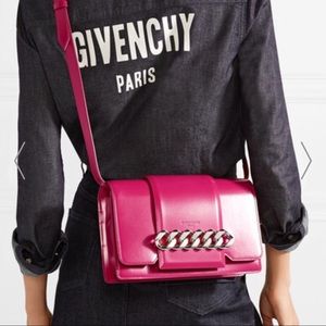 Meet your Posher, Olawunmi